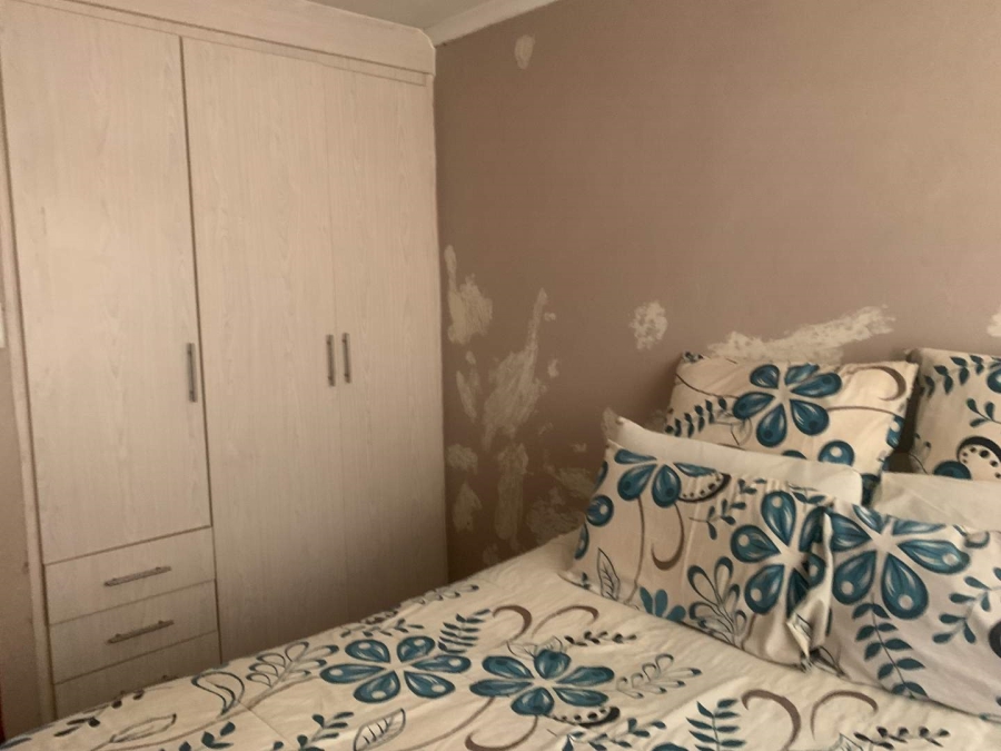 2 Bedroom Property for Sale in Lufhereng Gauteng