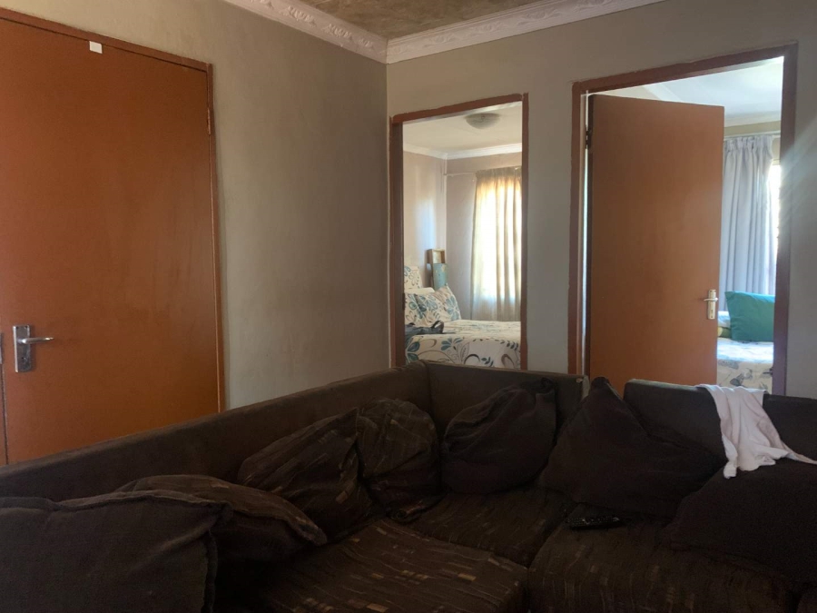2 Bedroom Property for Sale in Lufhereng Gauteng