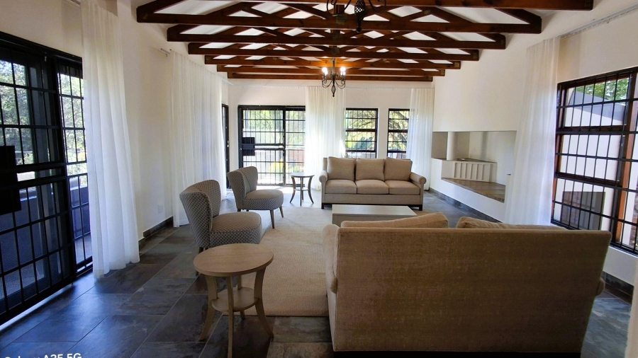 4 Bedroom Property for Sale in Ashlea Gardens Gauteng