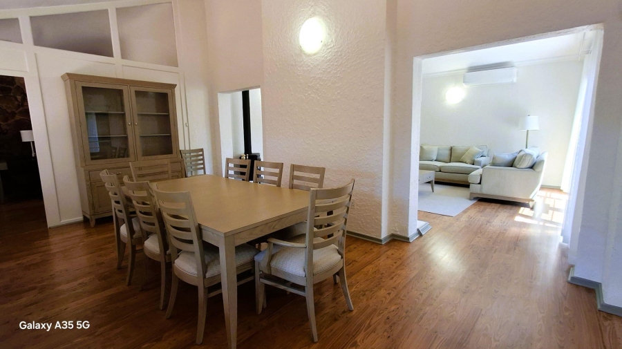 4 Bedroom Property for Sale in Ashlea Gardens Gauteng