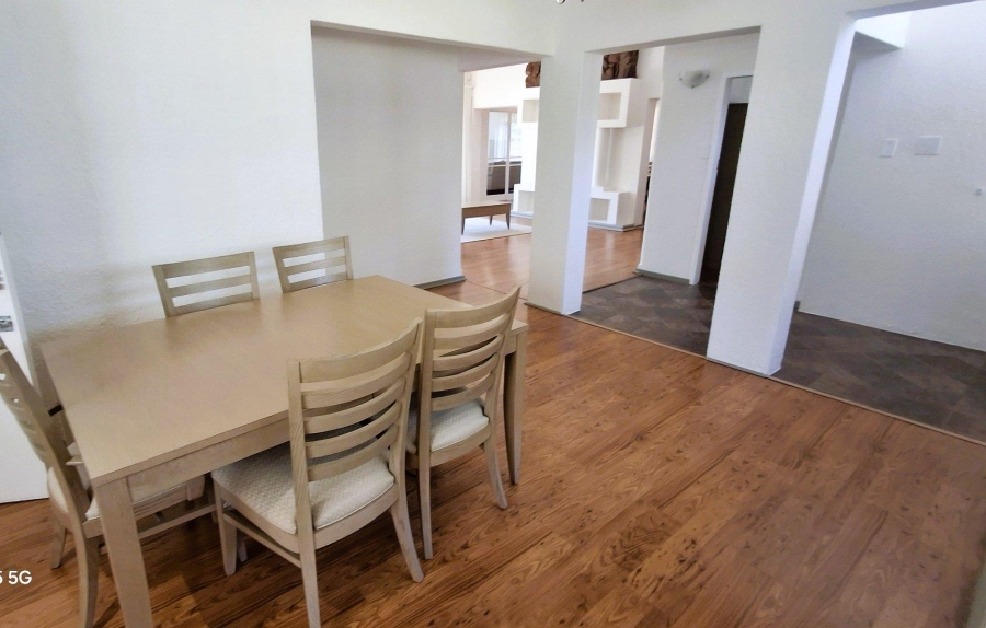 4 Bedroom Property for Sale in Ashlea Gardens Gauteng