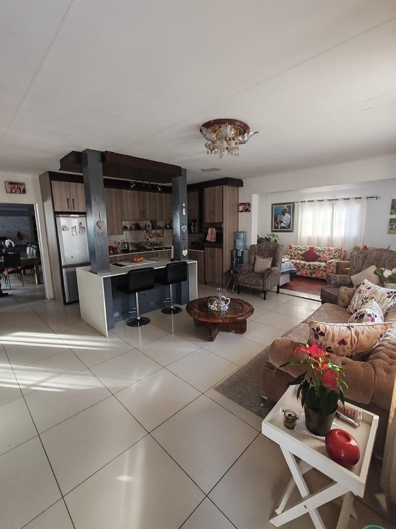 3 Bedroom Property for Sale in The Reeds Gauteng