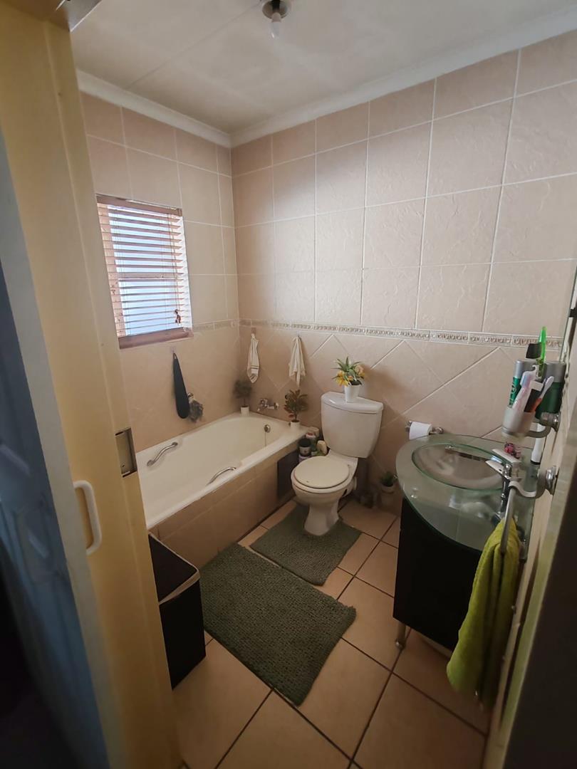 3 Bedroom Property for Sale in The Reeds Gauteng