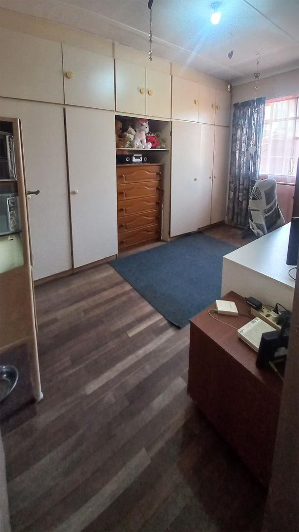 3 Bedroom Property for Sale in Paul Krugersoord Gauteng