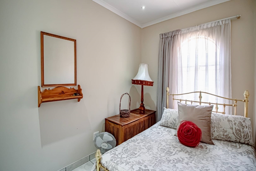 2 Bedroom Property for Sale in Rietfontein Gauteng