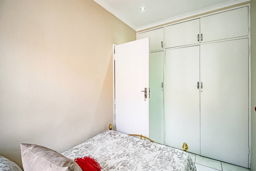 2 Bedroom Property for Sale in Rietfontein Gauteng