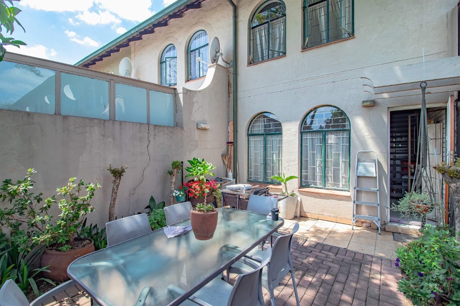 2 Bedroom Property for Sale in Rietfontein Gauteng