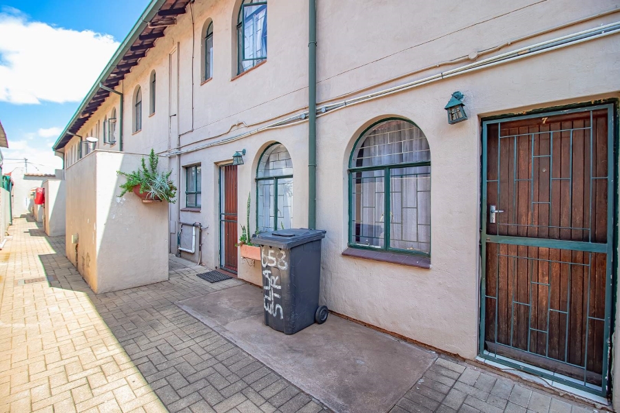 2 Bedroom Property for Sale in Rietfontein Gauteng