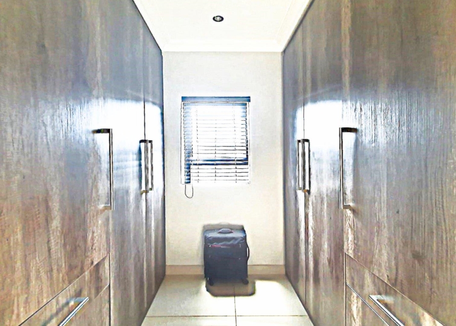 3 Bedroom Property for Sale in Olympus AH Gauteng