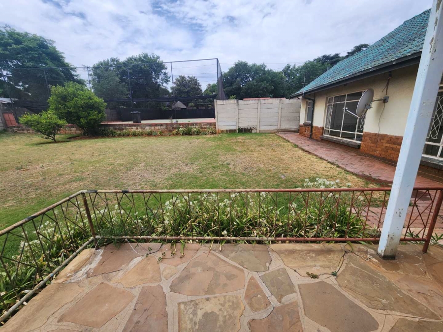 To Let 3 Bedroom Property for Rent in Florida Park Gauteng