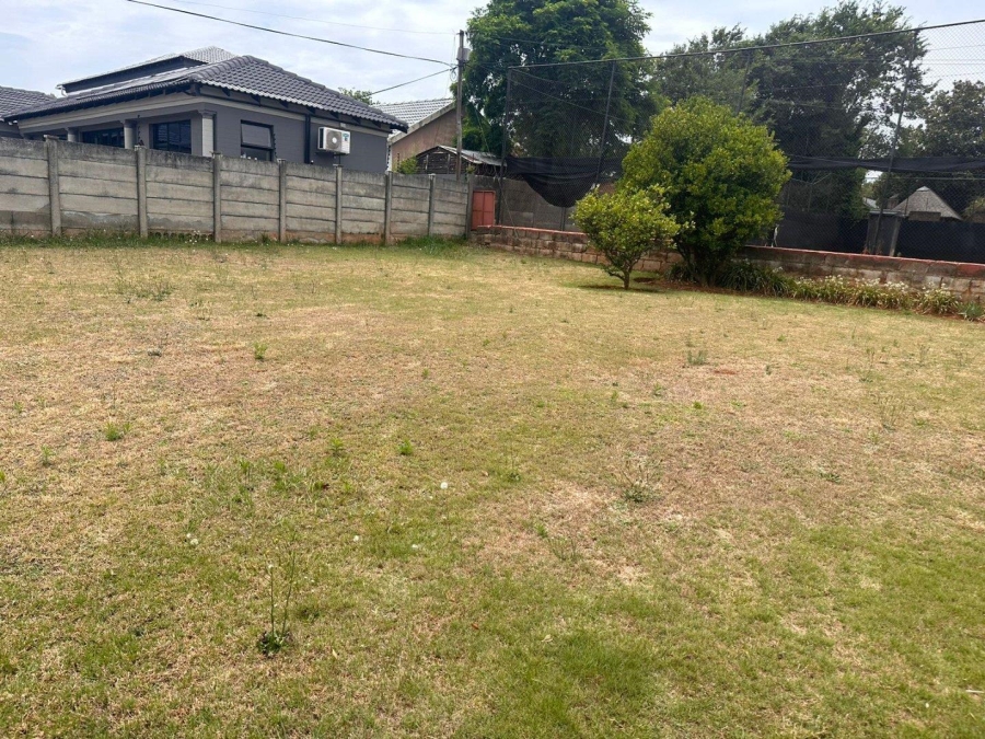 To Let 3 Bedroom Property for Rent in Florida Park Gauteng