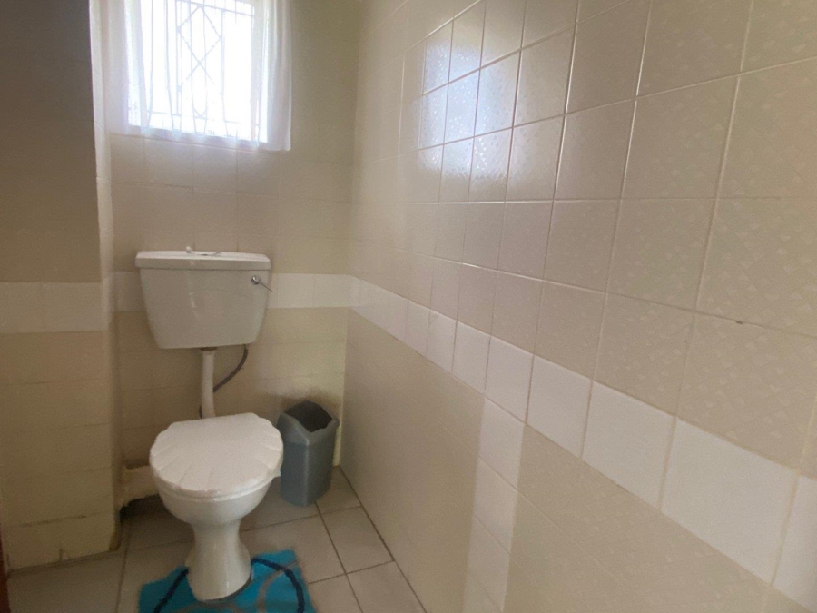 To Let 3 Bedroom Property for Rent in Florida Park Gauteng