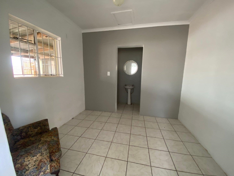 To Let 3 Bedroom Property for Rent in Florida Park Gauteng