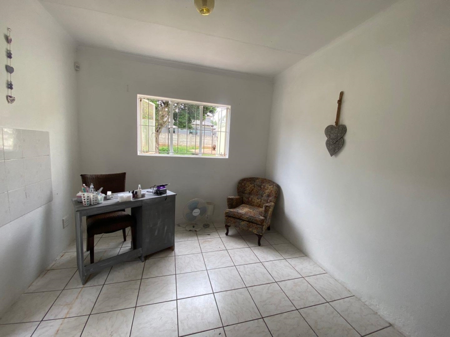 To Let 3 Bedroom Property for Rent in Florida Park Gauteng