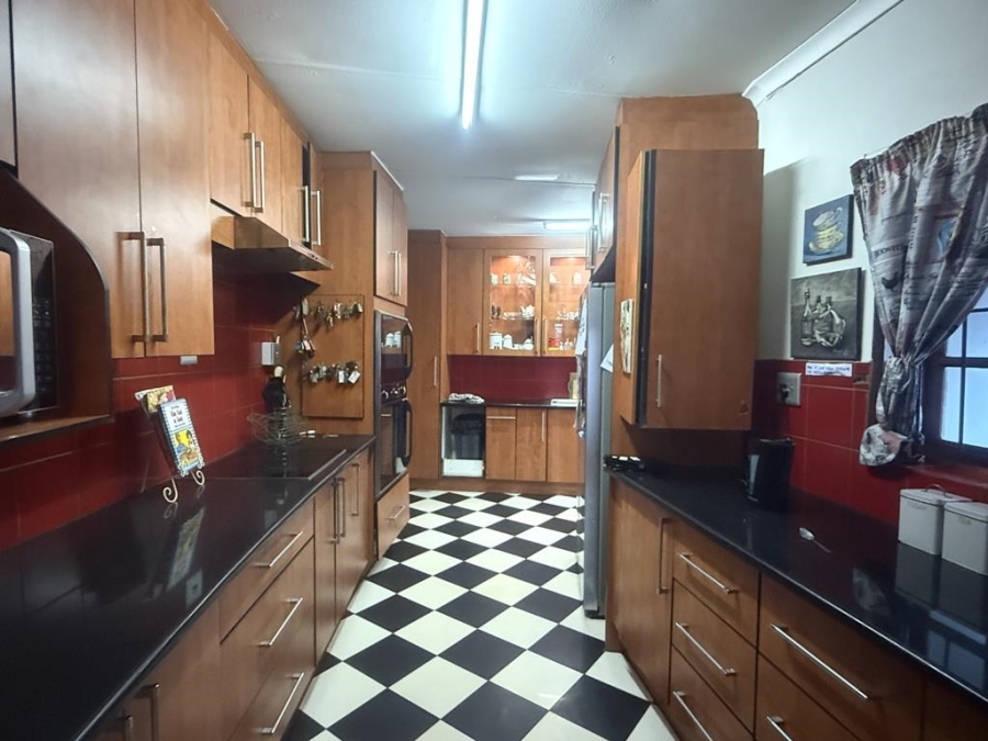 5 Bedroom Property for Sale in Horison Gauteng