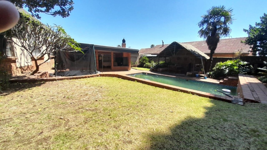 4 Bedroom Property for Sale in Norkem Park Gauteng