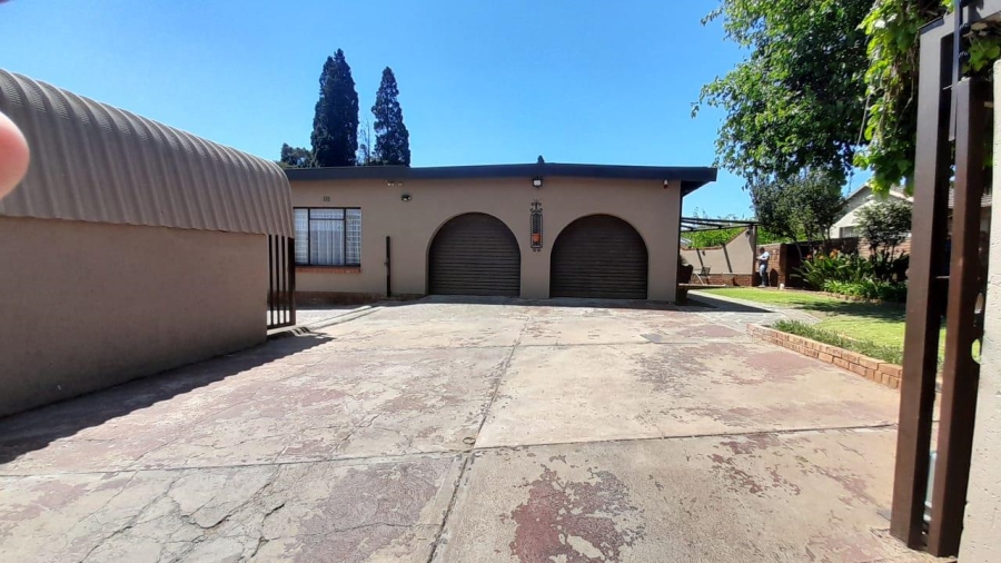 4 Bedroom Property for Sale in Norkem Park Gauteng