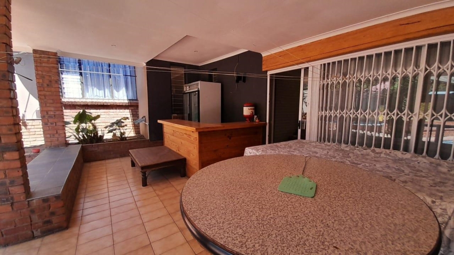 4 Bedroom Property for Sale in Norkem Park Gauteng
