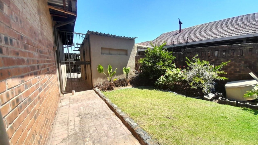 4 Bedroom Property for Sale in Norkem Park Gauteng
