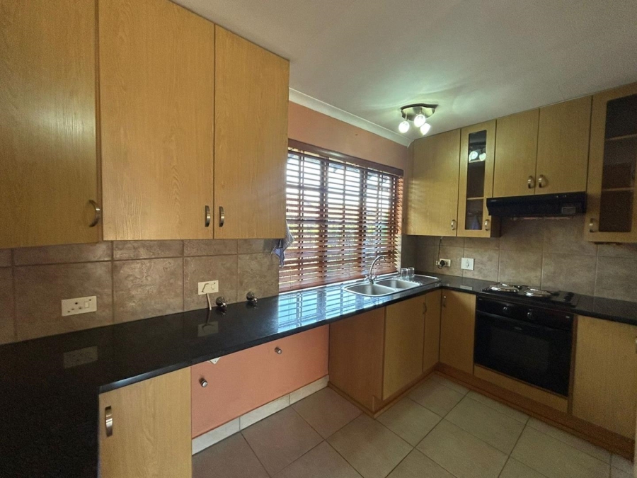 3 Bedroom Property for Sale in Goedeburg Gauteng
