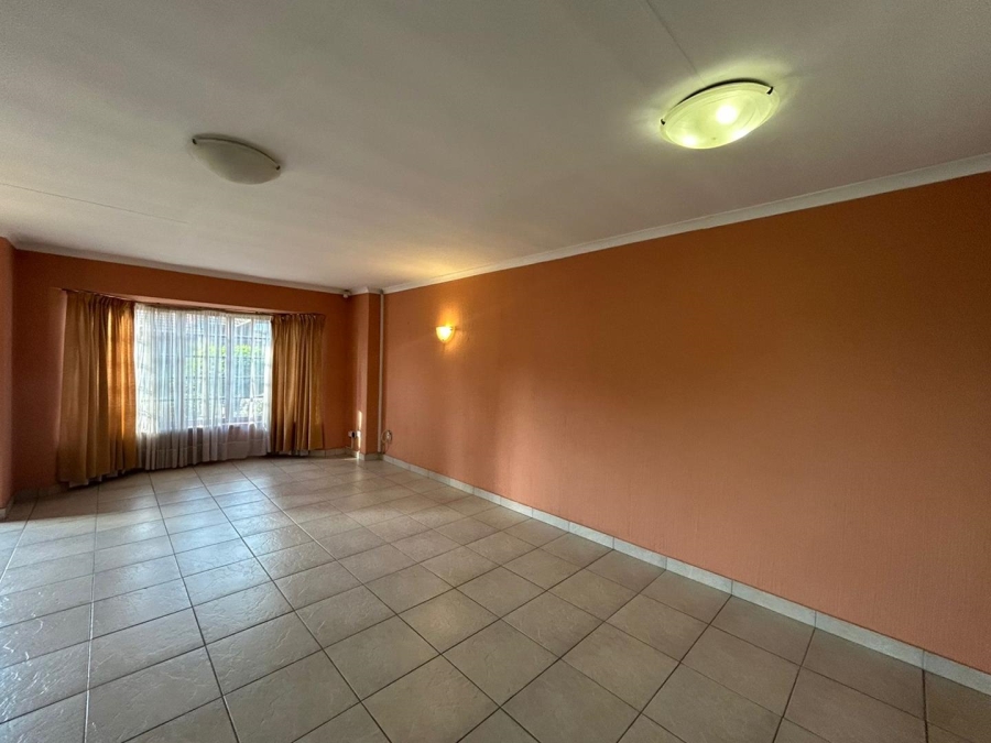 3 Bedroom Property for Sale in Goedeburg Gauteng