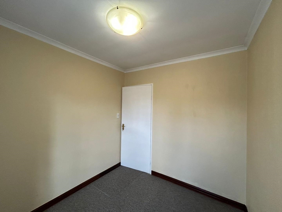 3 Bedroom Property for Sale in Goedeburg Gauteng