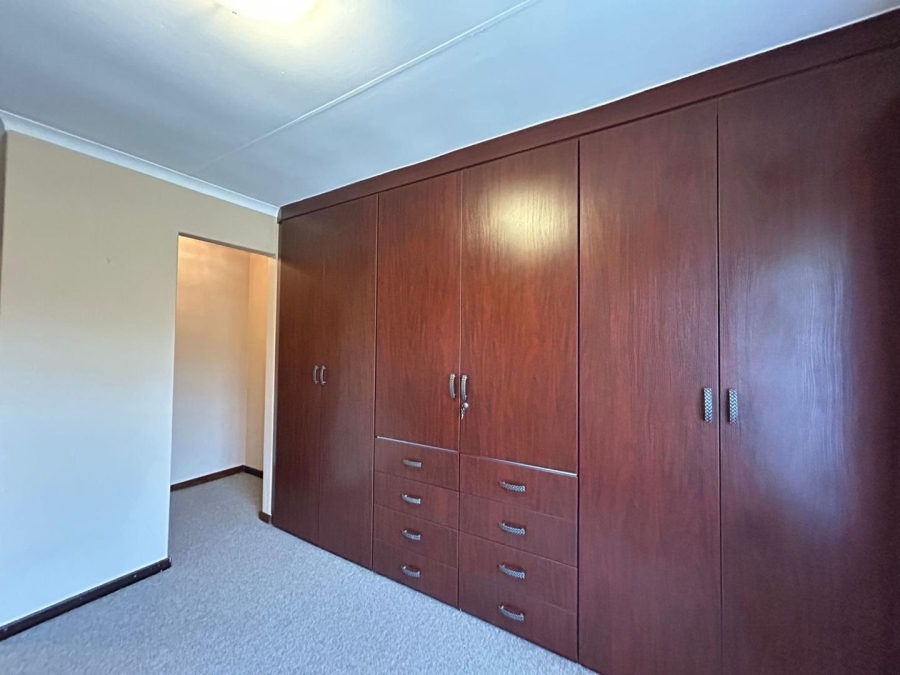 3 Bedroom Property for Sale in Goedeburg Gauteng