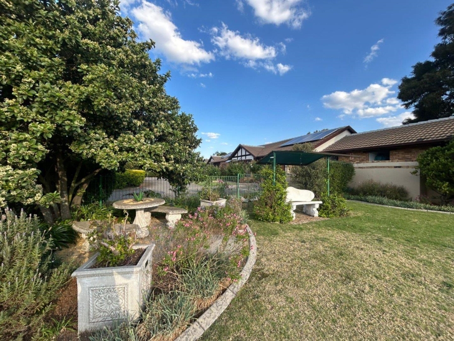 3 Bedroom Property for Sale in Goedeburg Gauteng