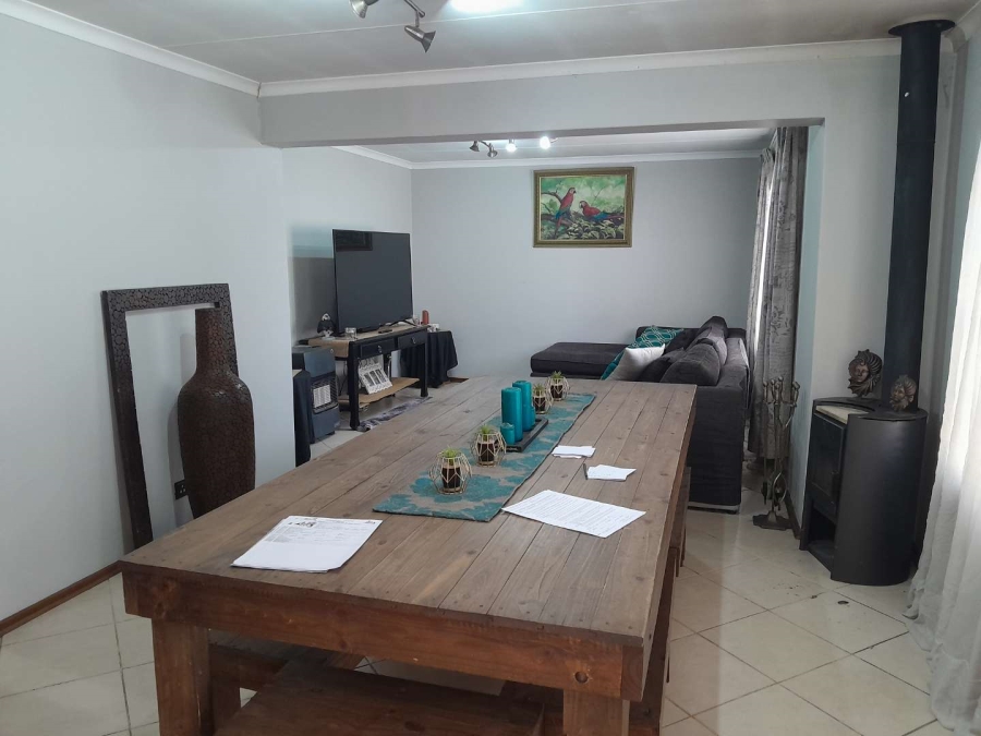 3 Bedroom Property for Sale in Verwoerdpark Gauteng