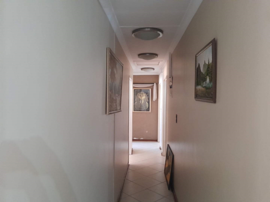 3 Bedroom Property for Sale in Verwoerdpark Gauteng
