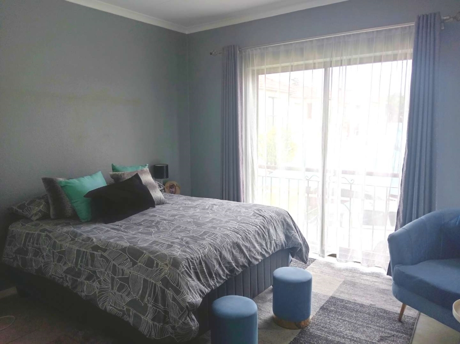 To Let 3 Bedroom Property for Rent in Lyndhurst Gauteng