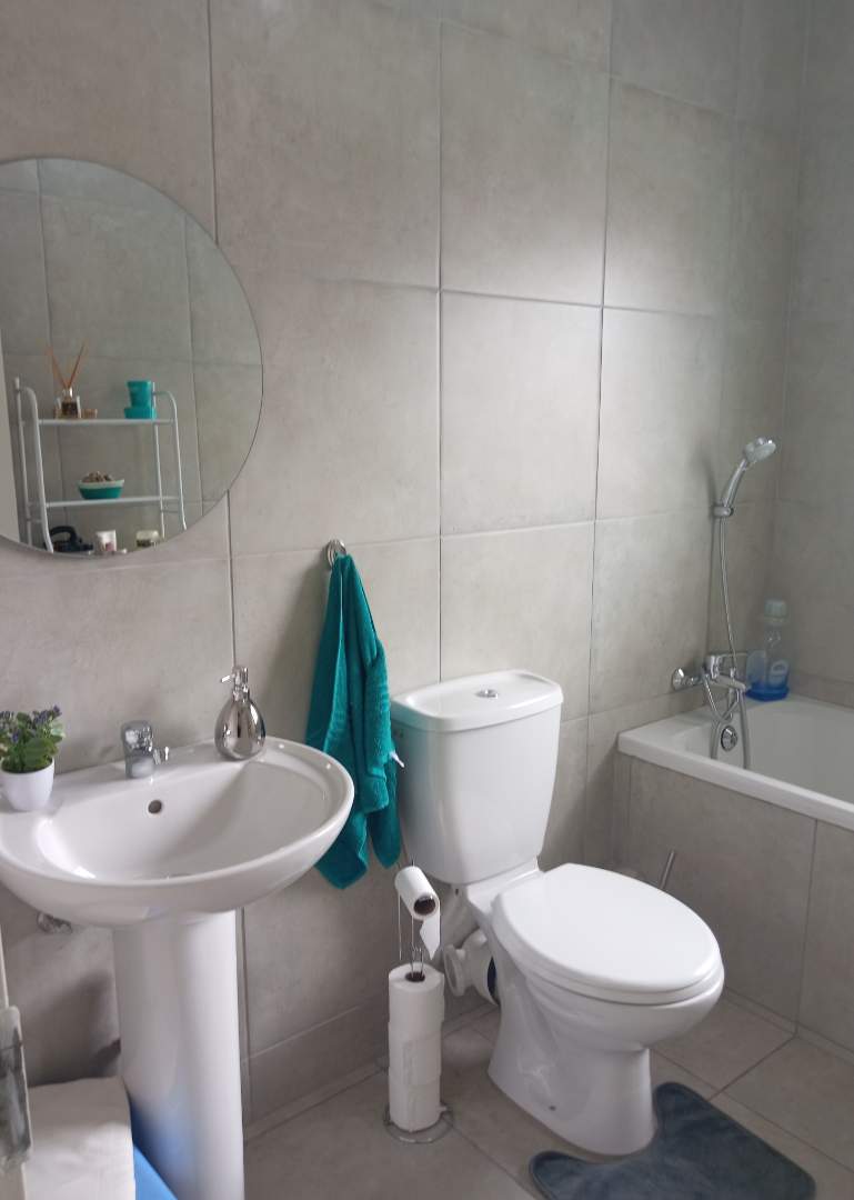 To Let 3 Bedroom Property for Rent in Lyndhurst Gauteng