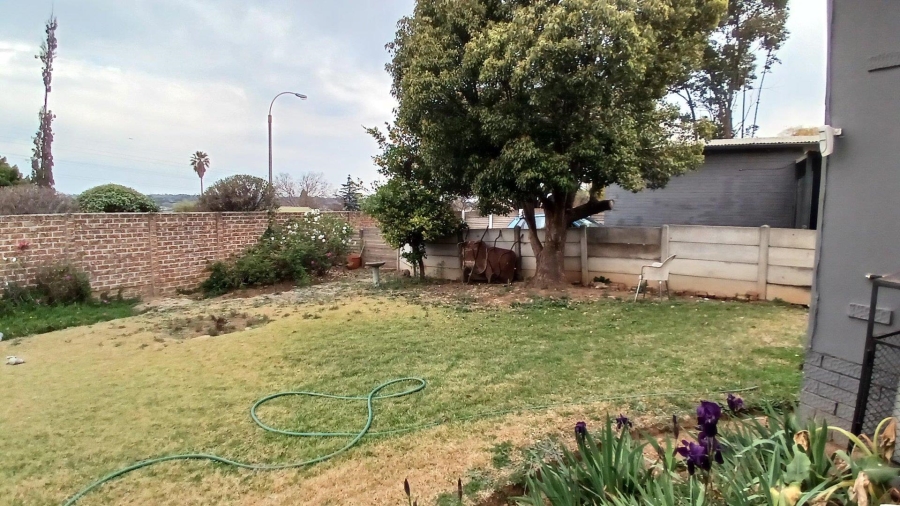 To Let 3 Bedroom Property for Rent in Birchleigh Gauteng