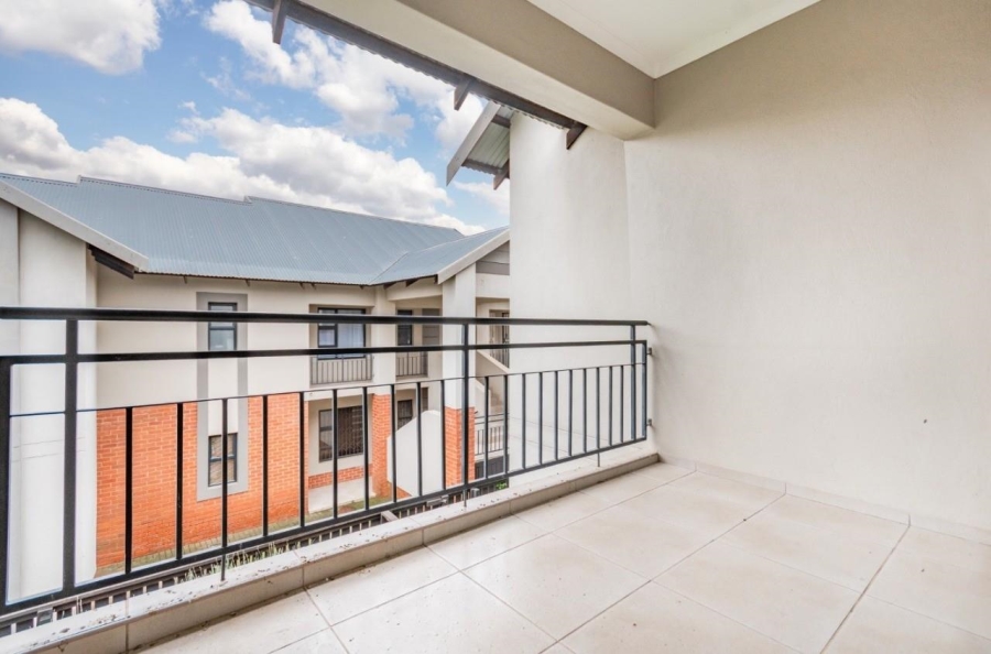 2 Bedroom Property for Sale in Goedeburg Gauteng
