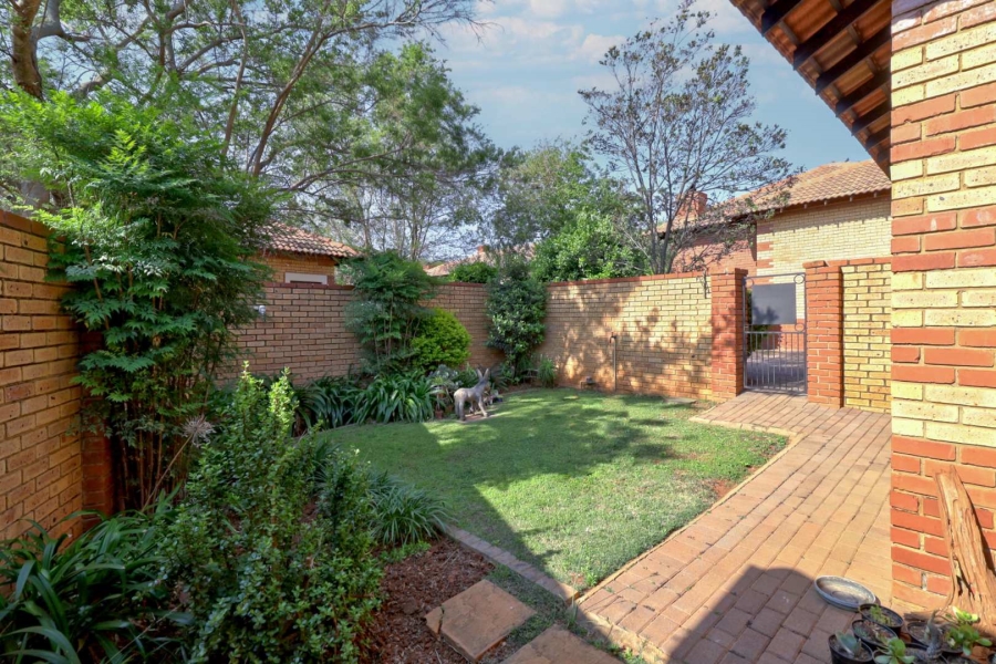 To Let 3 Bedroom Property for Rent in The Wilds Gauteng