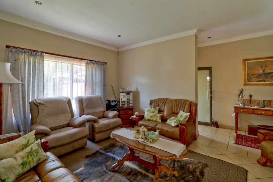 To Let 3 Bedroom Property for Rent in The Wilds Gauteng