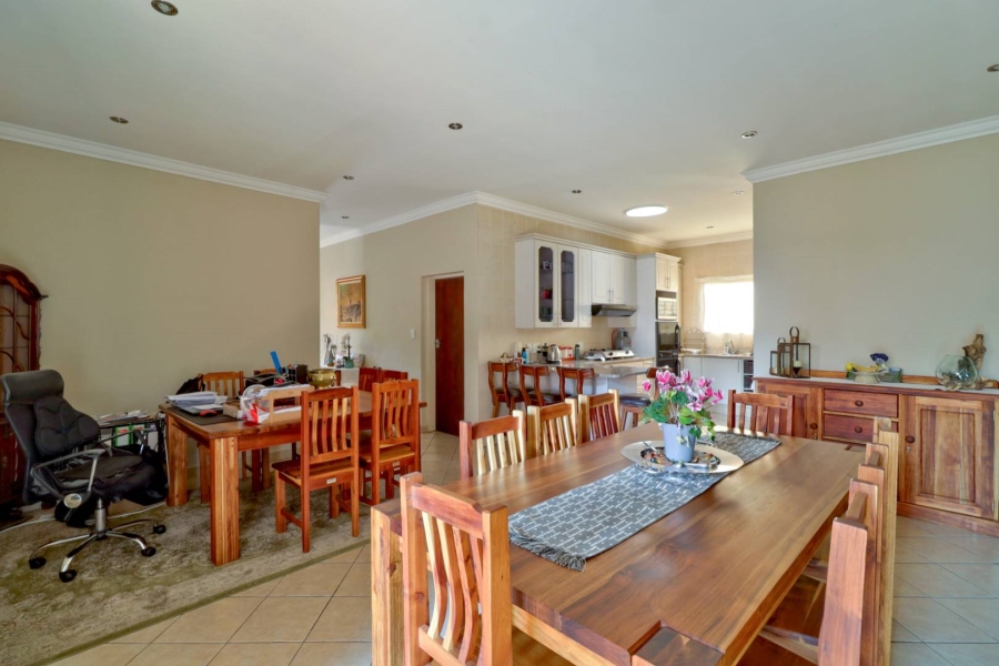 To Let 3 Bedroom Property for Rent in The Wilds Gauteng