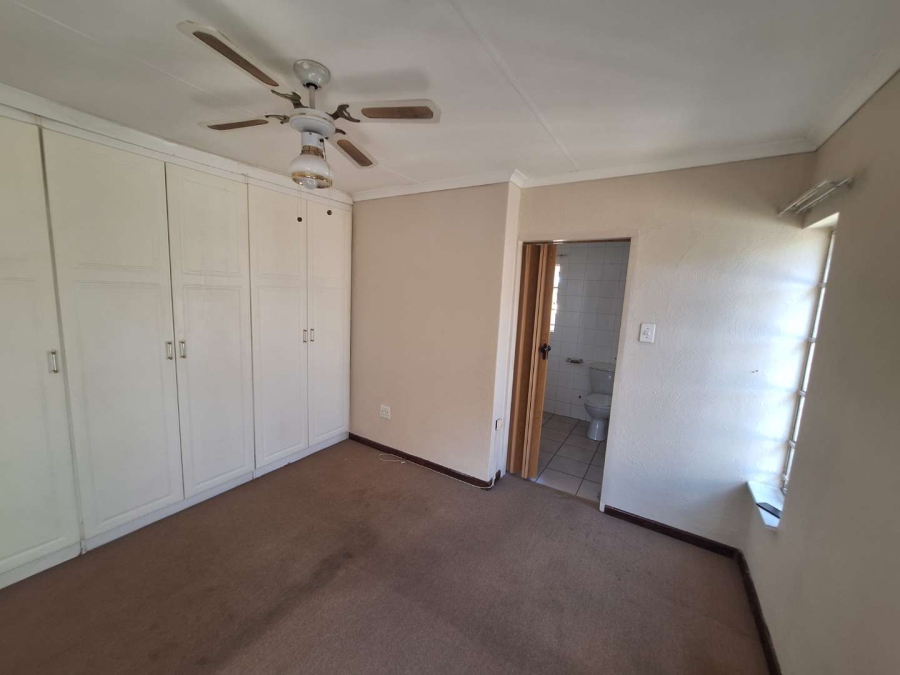 To Let 1 Bedroom Property for Rent in Ontdekkerspark Gauteng