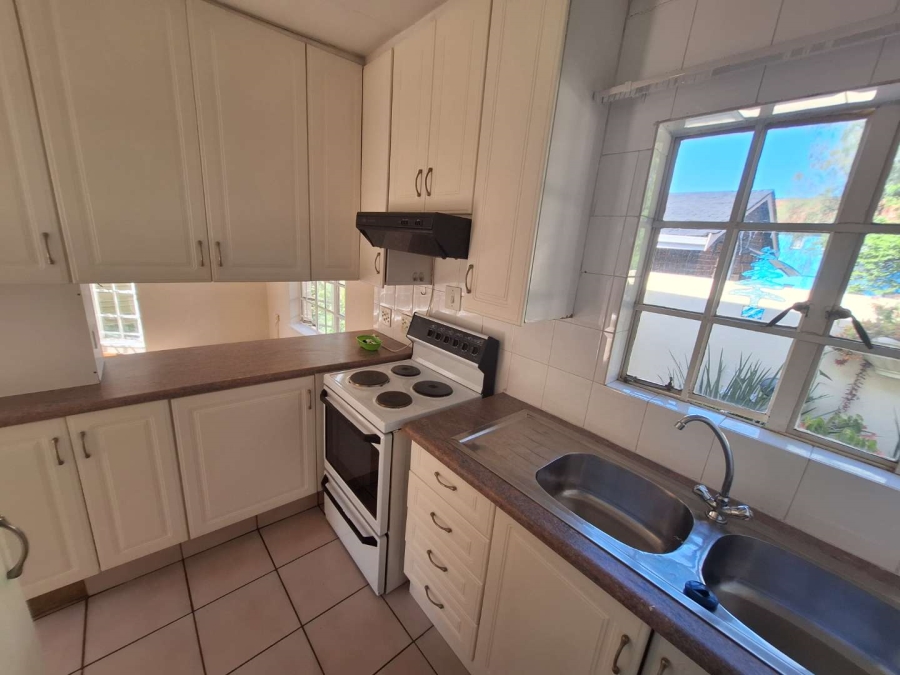 To Let 1 Bedroom Property for Rent in Ontdekkerspark Gauteng
