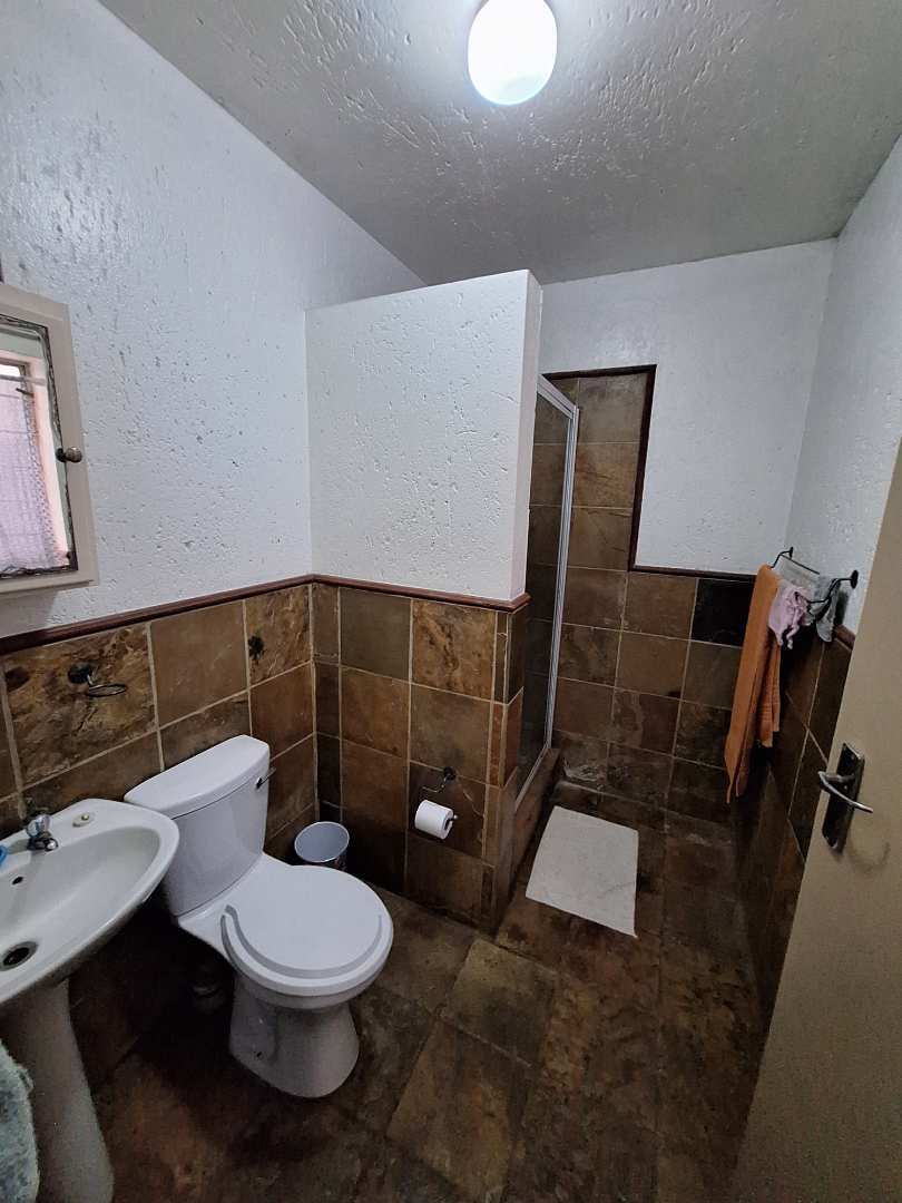 To Let 3 Bedroom Property for Rent in Weltevreden Park Gauteng