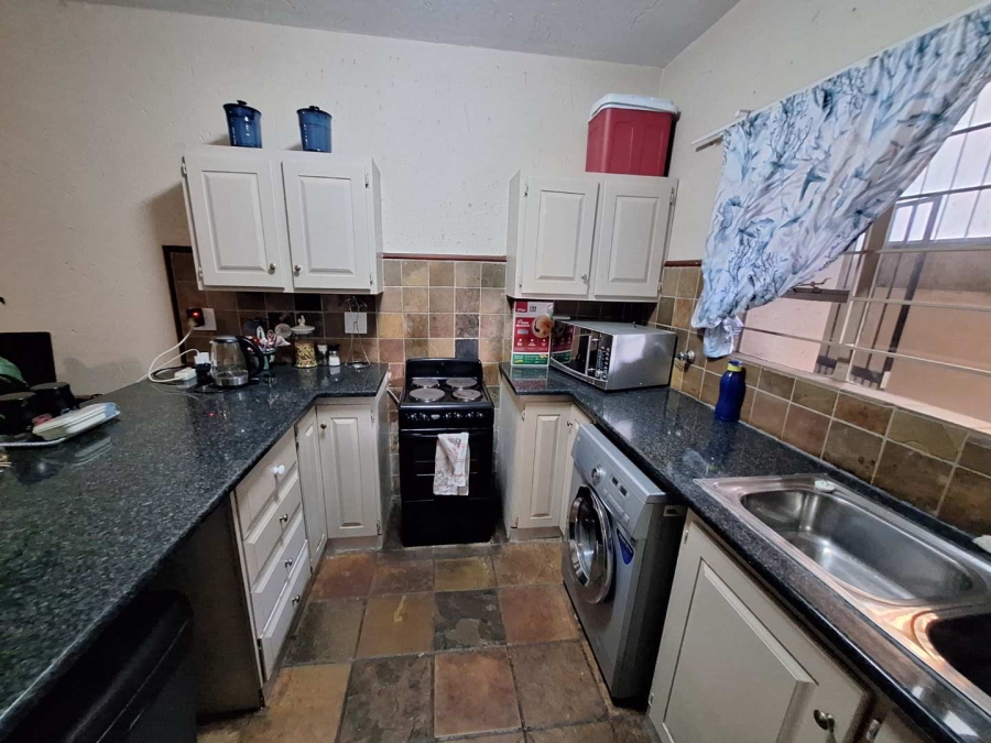 To Let 3 Bedroom Property for Rent in Weltevreden Park Gauteng