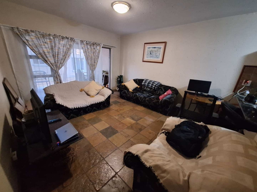To Let 3 Bedroom Property for Rent in Weltevreden Park Gauteng
