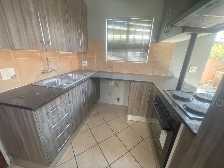2 Bedroom Property for Sale in Birch Acres Gauteng