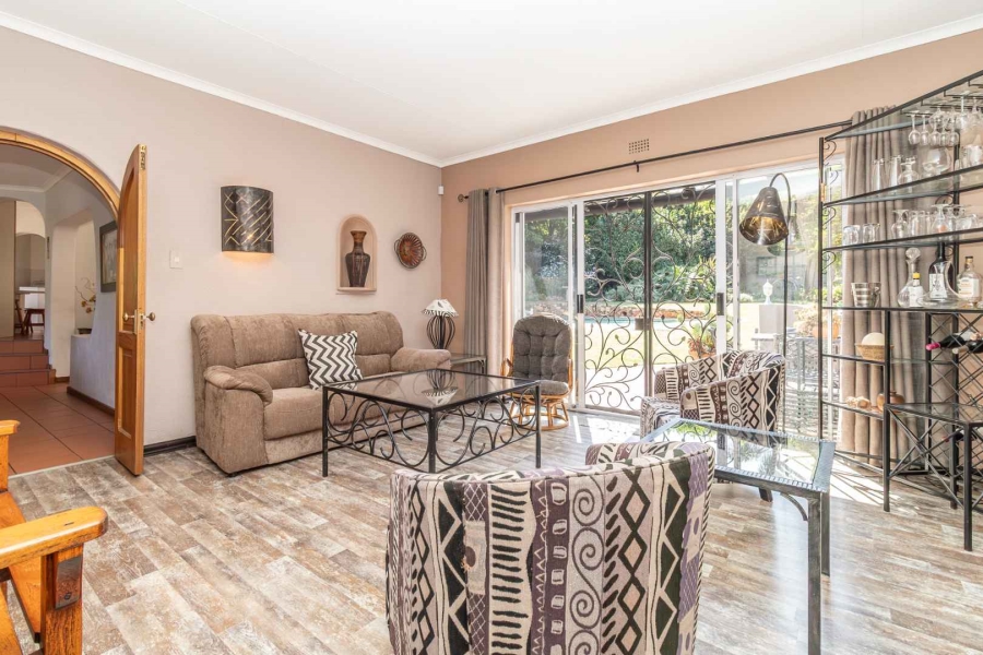 5 Bedroom Property for Sale in Constantia Kloof Gauteng