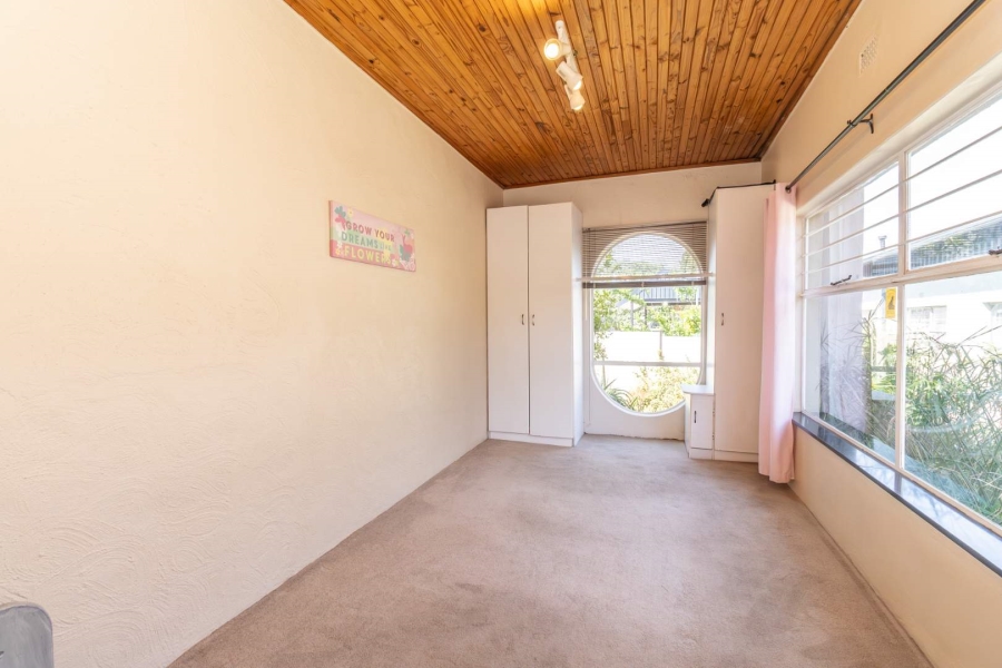5 Bedroom Property for Sale in Constantia Kloof Gauteng