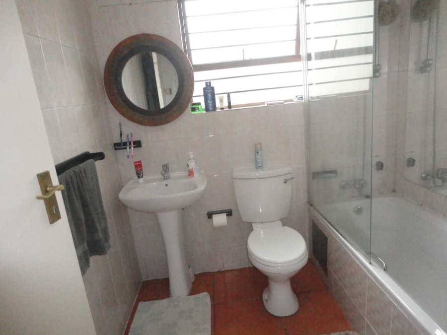 2 Bedroom Property for Sale in Sharonlea Gauteng