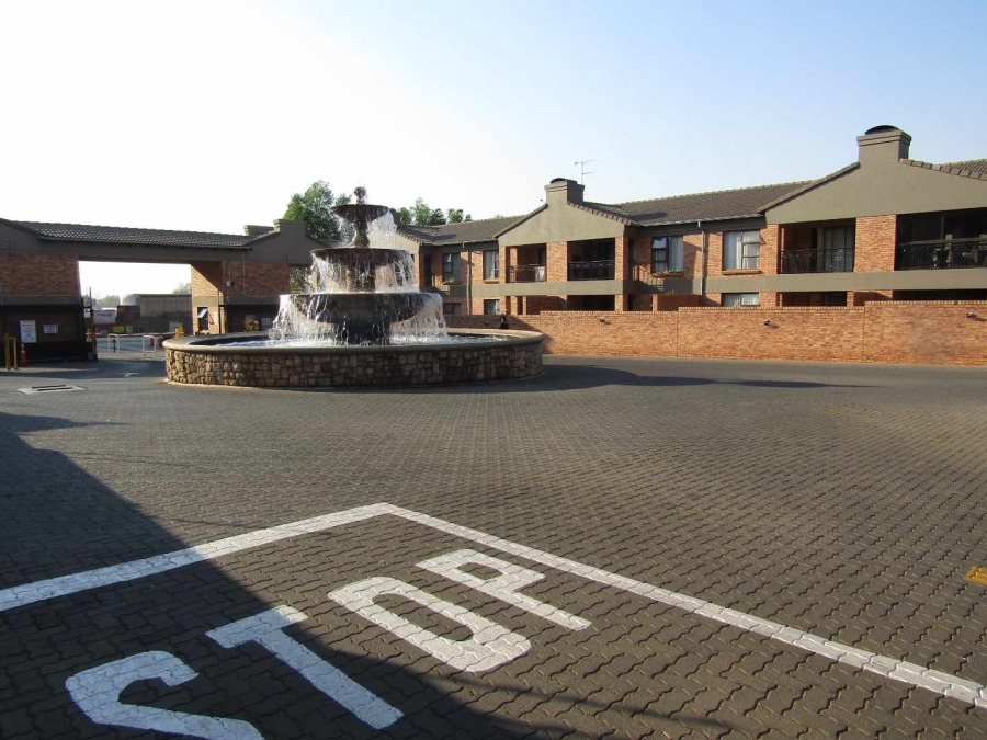 2 Bedroom Property for Sale in Ravenswood Gauteng