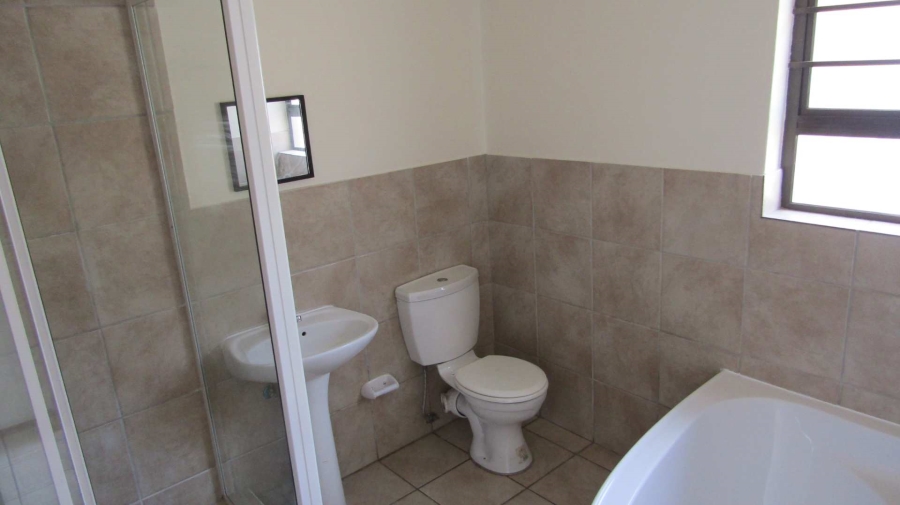 To Let 2 Bedroom Property for Rent in Noordhang Gauteng