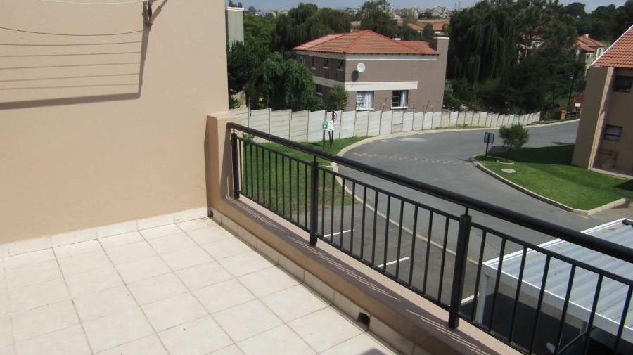 To Let 2 Bedroom Property for Rent in Noordhang Gauteng