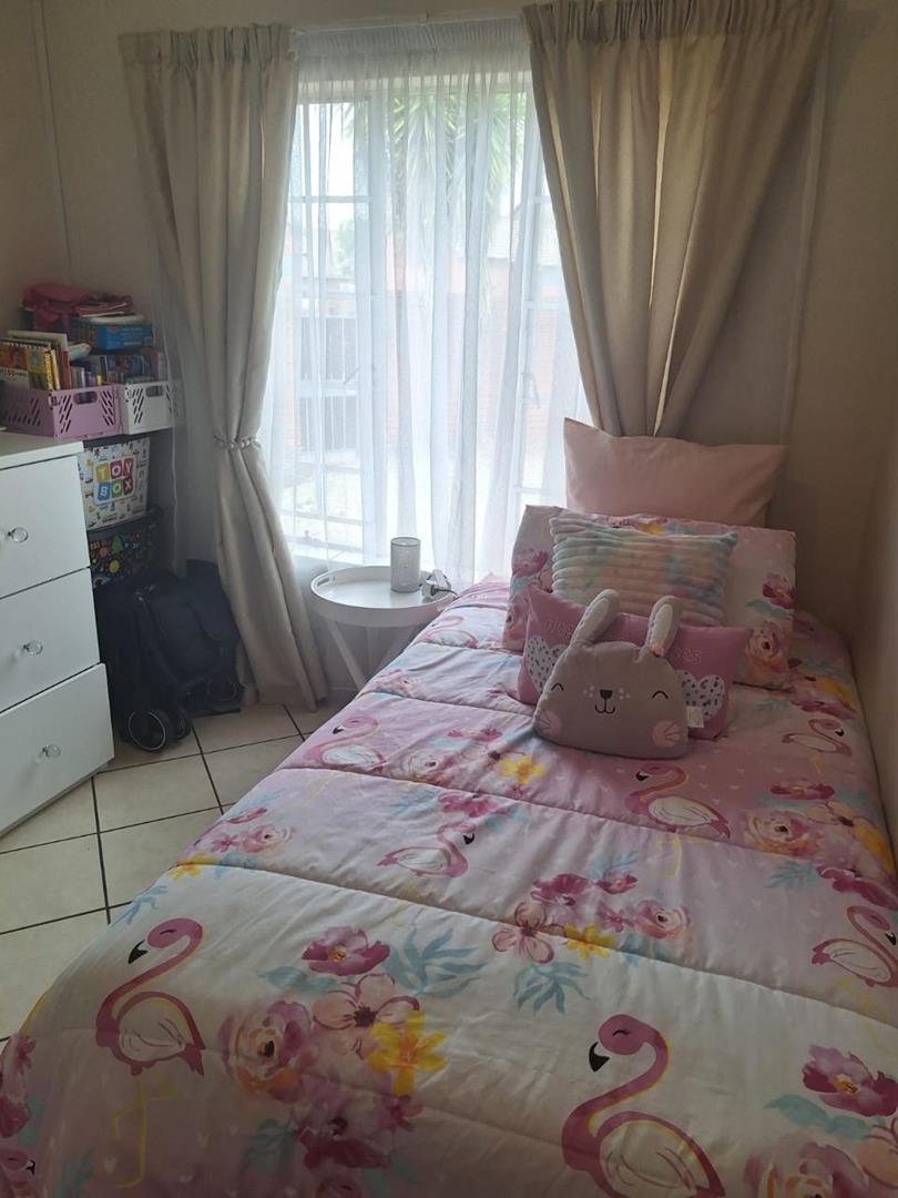 To Let 2 Bedroom Property for Rent in Monavoni Gauteng